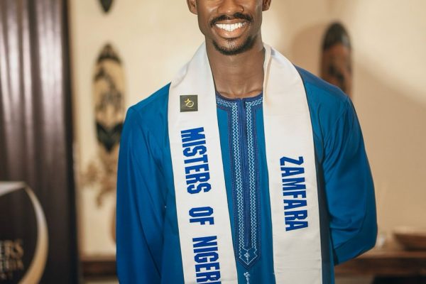Garland For Mister Global NIgeria As Victor Ngoka Set To Represent NIgeria In Thailand